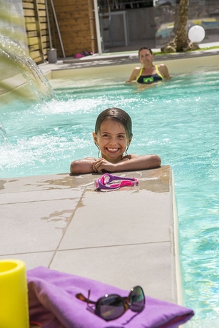 Imagen de la piscina del Hotel Olimpia, Bellaria-Igea Marina. Foto 18