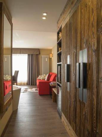 Imagen de la habitación del Hotel Olimpia, Bormio. Foto 7