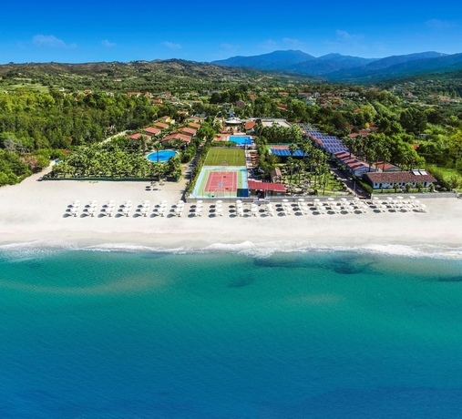 Imagen general del Hotel Olimpia Cilento Resort. Foto 1