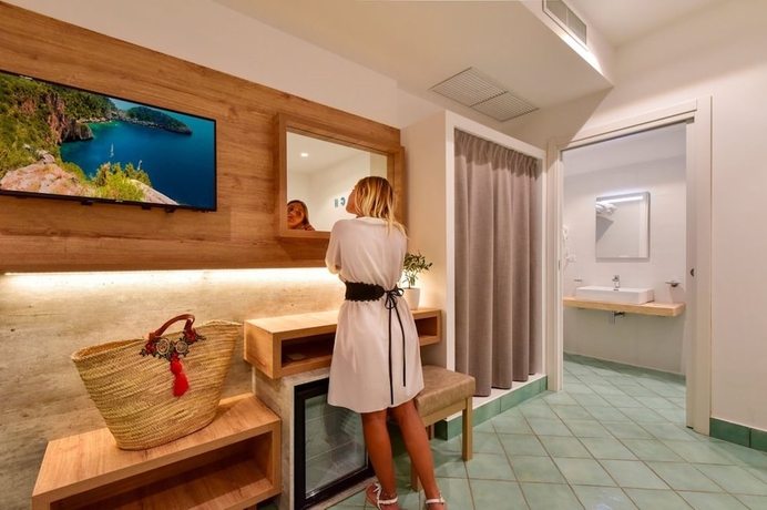 Imagen de la habitación del Hotel Olimpia Cilento Resort. Foto 8