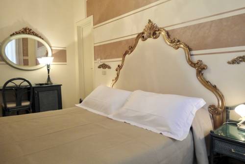 Imagen de la habitación del Hotel Olimpia, Forte de Marmi. Foto 8