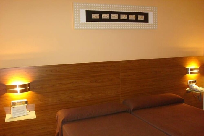 Imagen de la habitación del Hotel Olimpia, Totana. Foto 8