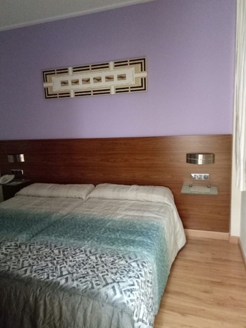 Imagen de la habitación del Hotel Olimpia, Totana. Foto 9