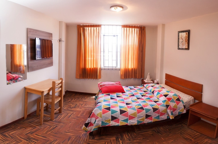 Imagen de la habitación del Hotel Olimpica. Foto 7