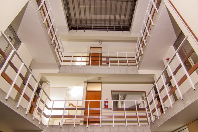 Imagen de los interiores del Hotel Olimpica. Foto 12