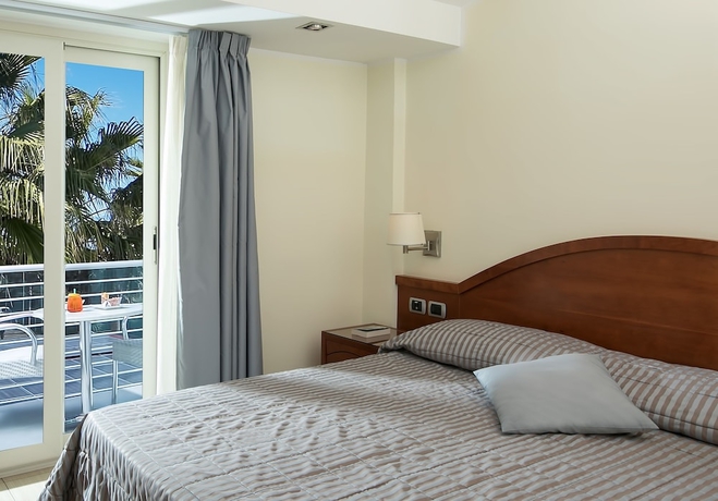 Imagen de la habitación del Hotel Olimpico. Foto 4