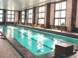 Imagen de la piscina del Hotel Olimpija. Foto 5