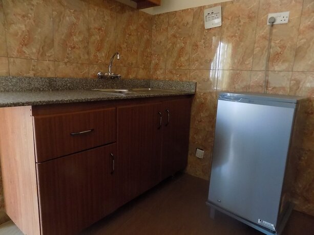 Imagen general del Hotel Olina And Apartments. Foto 8