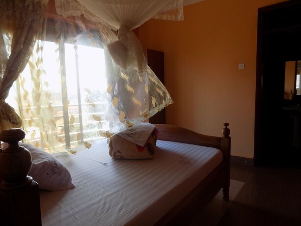 Imagen general del Hotel Olina And Apartments. Foto 9