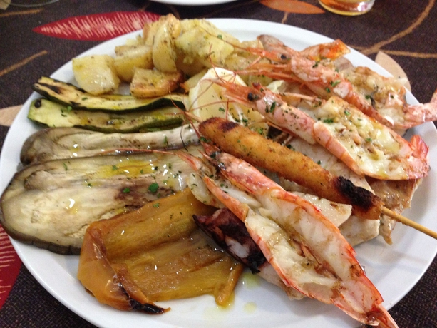 Imagen del bar/restaurante del Hotel Olisamir. Foto 3