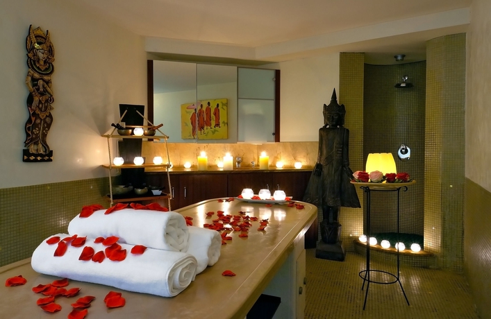 Imagen de los interiores del Hotel Oliva Nova. Foto 14