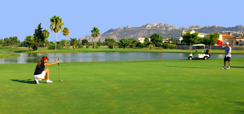 Imagen de los exteriores del Hotel Oliva Nova. Foto 9