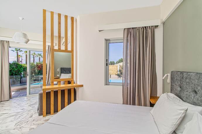 Imagen de la habitación del Hotel Oliva, Platanias. Foto 10