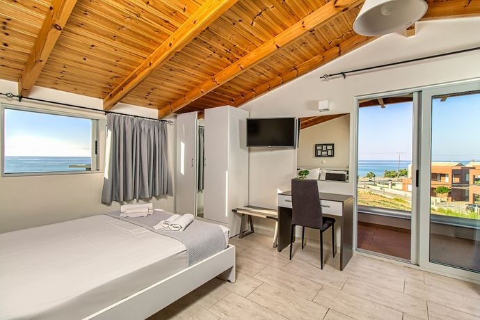 Imagen de la habitación del Hotel Oliva, Platanias. Foto 17