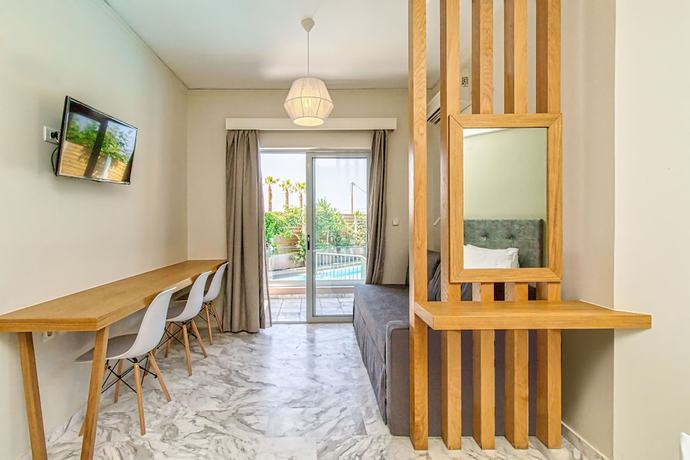 Imagen de la habitación del Hotel Oliva, Platanias. Foto 19