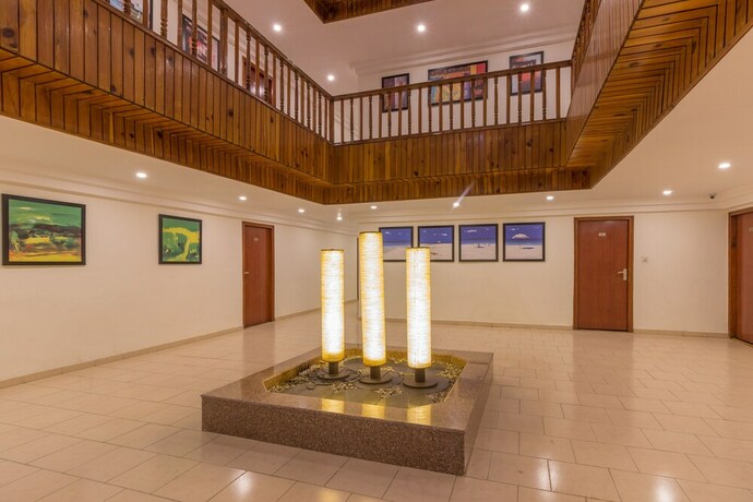 Imagen de los interiores del Hotel Olive County Manali. Foto 21