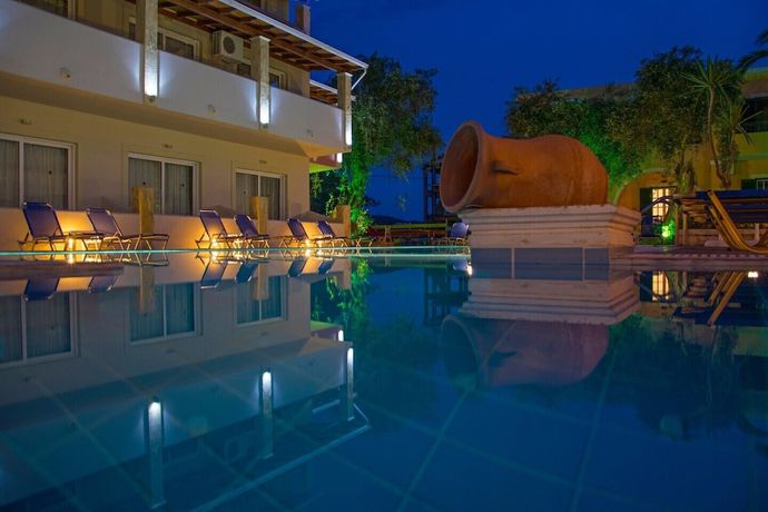 Imagen de la piscina del Hotel Olive Grove, Sidari. Foto 13