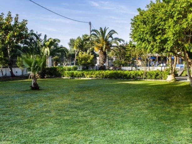 Imagen general del Hotel Olive Grove Studios and Apartments. Foto 3