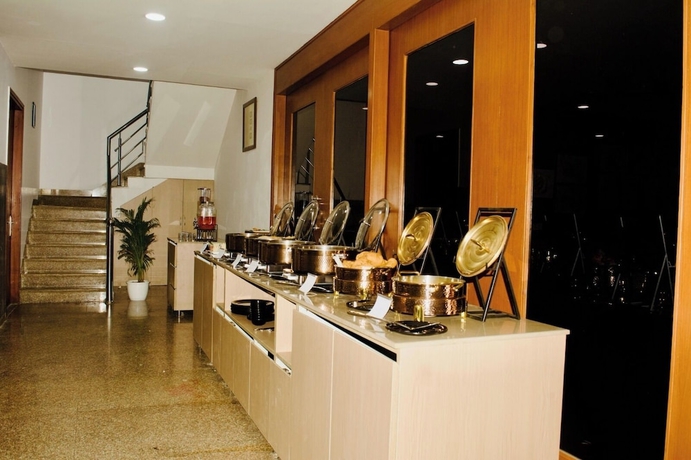 Imagen del bar/restaurante del Hotel Olive Medanta. Foto 2