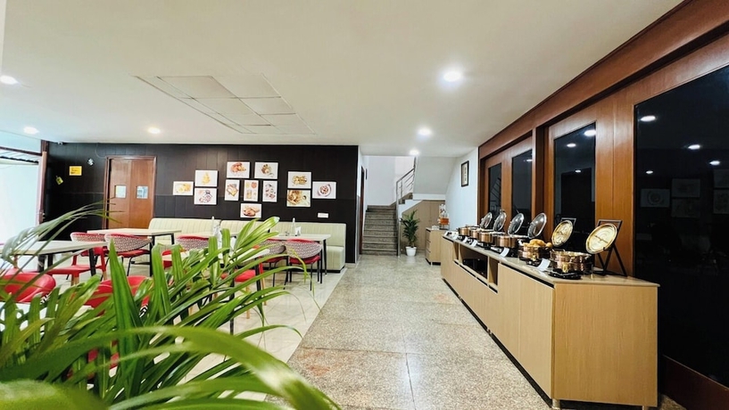 Imagen del bar/restaurante del Hotel Olive Medanta. Foto 5