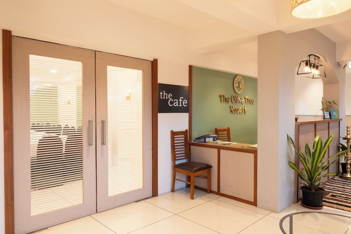 Imagen de los interiores del Hotel Olive Tree Resort. Foto 17