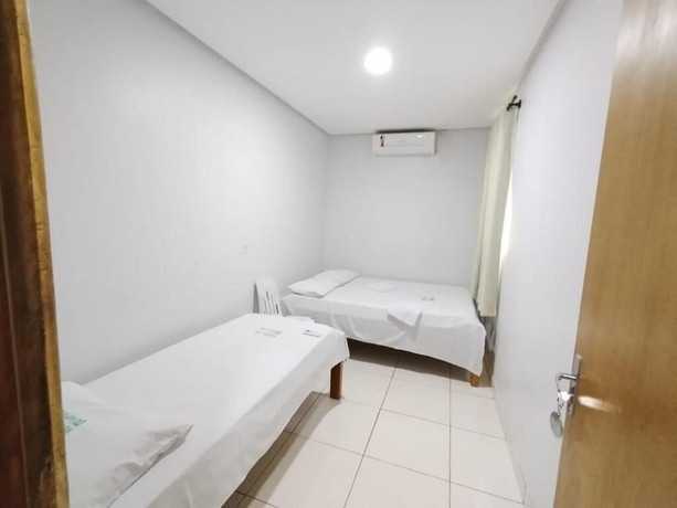Imagen de la habitación del Hotel Oliveira 44. Foto 7