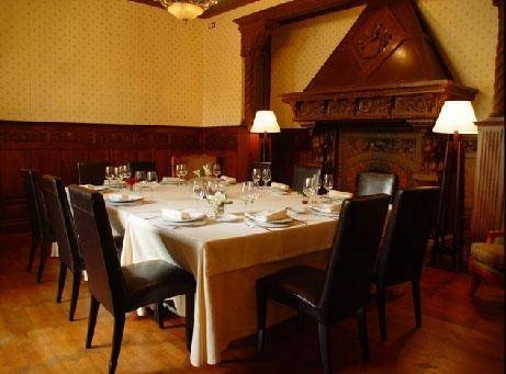 Imagen del bar/restaurante del Hotel Olivenza Palacio. Foto 8