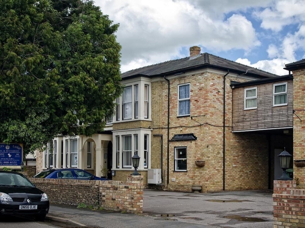 Imagen general del Hotel Olivers Lodge. Foto 2