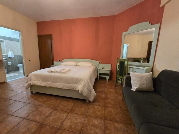 Imagen de la habitación del Hotel Olivet. Foto 13