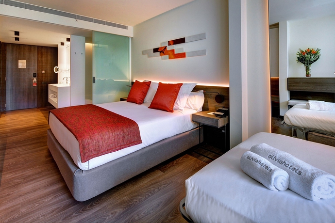 Imagen de la habitación del Hotel Olivia Balmes. Foto 4