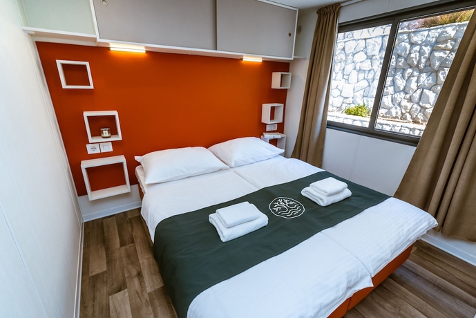 Imagen de la habitación del Hotel Olivia Green Camping. Foto 17