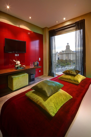 Imagen de la habitación del Hotel Olivia Plaza. Foto 8