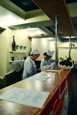 Imagen del bar/restaurante del Hotel Olivia Vityazevo. Foto 4