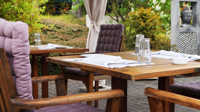 Imagen del bar/restaurante del Hotel Olivier. Foto 5