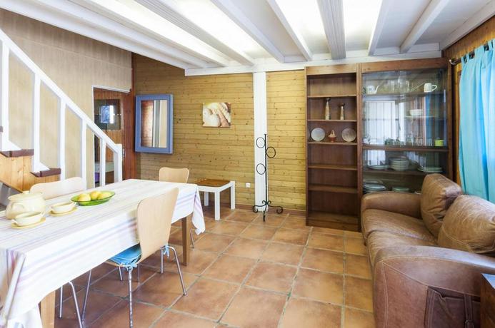 Imagen de los interiores del Hotel Oliwood Beach. Foto 16