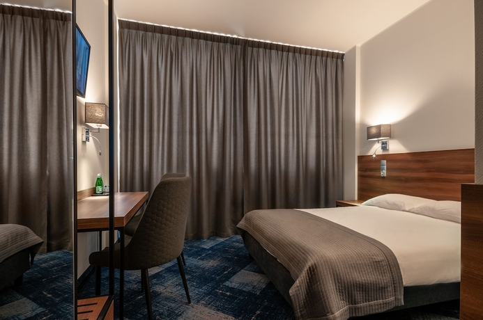 Imagen de la habitación del Hotel Oliwski. Foto 5