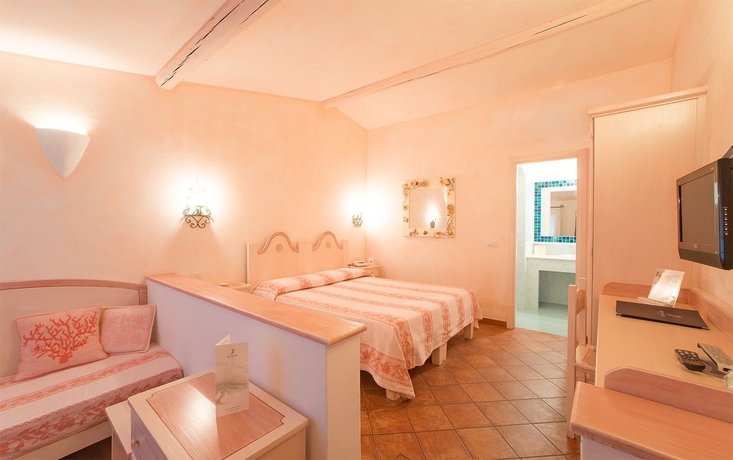 Imagen de la habitación del Hotel Ollastu. Foto 12