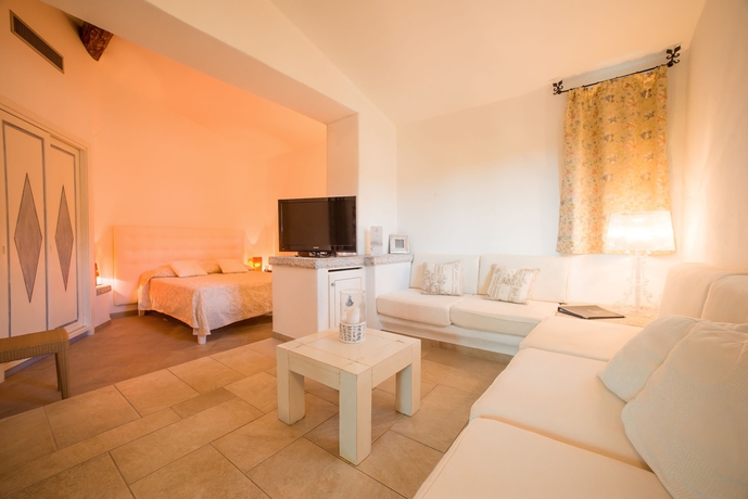 Imagen de la habitación del Hotel Ollastu. Foto 13