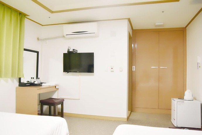Imagen de la habitación del Hotel Olle Tourist. Foto 11