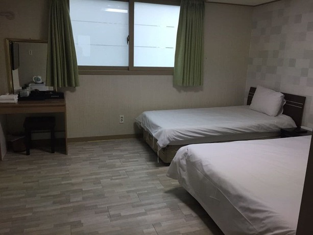 Imagen de la habitación del Hotel Olle Tourist. Foto 13