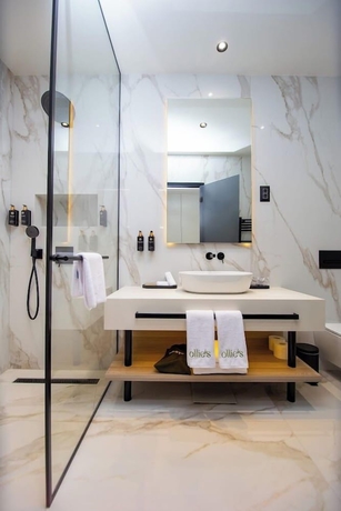 Imagen de la habitación del Hotel Ollie\'s by the Sea. Foto 12