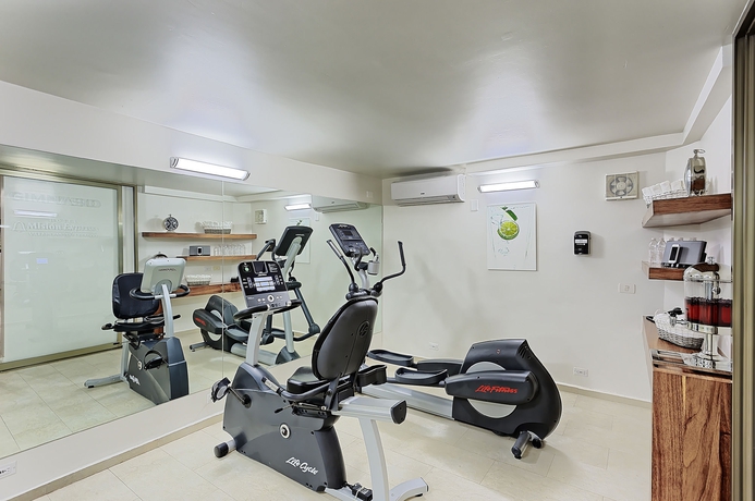 Imagen de los interiores del Hotel Olmeca Plaza Urban Express. Foto 9