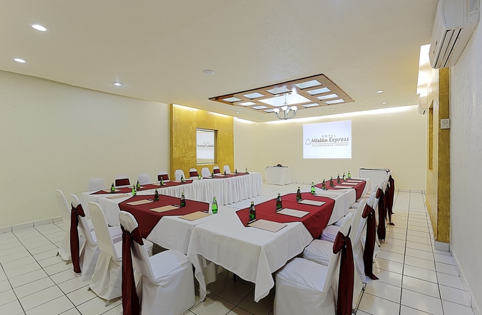 Imagen de los interiores del Hotel Olmeca Plaza Urban Express. Foto 12