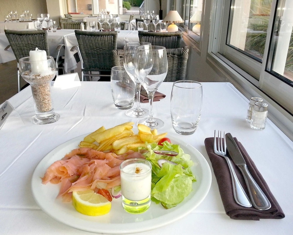 Imagen del bar/restaurante del Hotel Olmuccio. Foto 4