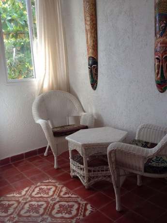 Imagen de los interiores del Hotel Oloffson. Foto 11