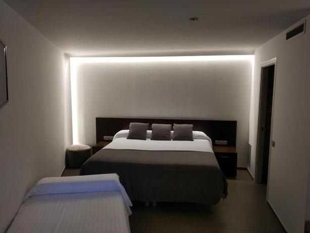 Imagen de la habitación del Hotel Olot Centre. Foto 10