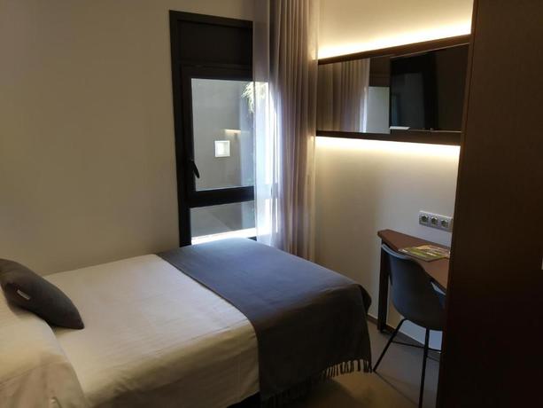 Imagen de la habitación del Hotel Olot Centre. Foto 12