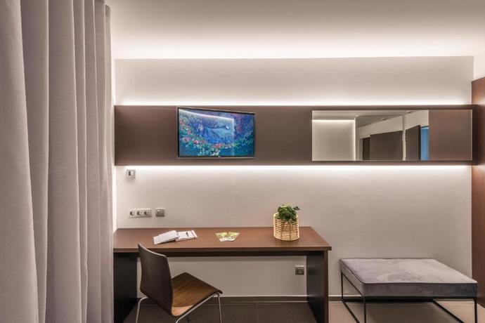 Imagen de la habitación del Hotel Olot Centre. Foto 13
