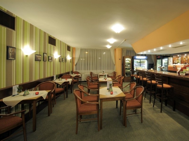 Imagen general del Hotel Olsanka. Foto 4