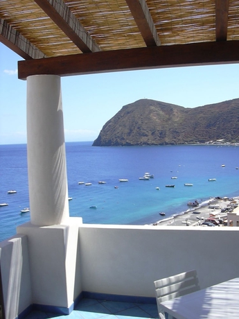 Imagen de la habitación del Hotel Oltremare, Lipari. Foto 8